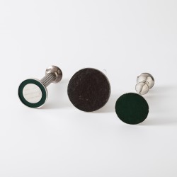 Inktpot en kandelaars (3), Nederland / Verenigd Koninkrijk, 19e / 20e eeuw, zilver