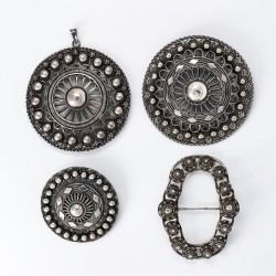 Verzameling klederdracht (6), Nederland 19e / 20e eeuw, zilver