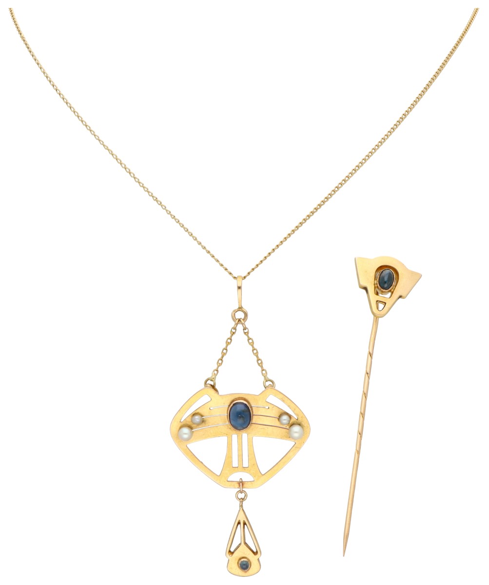 His & Hers Art Deco 18K geelgouden hanger en dasspeld bezet met saffier