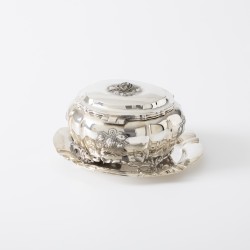 Koektrommel met dienblad, D. Schut, Rotterdam 1965, zilver