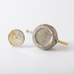 Theepot, Leberecht Fournier (1788-1849), Berlijn ca. 1815/20, zilver