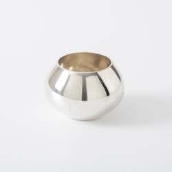 Suikerpot, ontwerp van Hans Bunde voor Carl M. Cohr, Kopenhagen ca. 1950, zilver