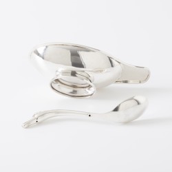 Art Deco "Swan'' sausboot met lepel, A. Cesa, Alessandria ca. 1945/50, zilver