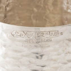 Design drinkservies (7), Tapio Wirkkala voor Kultakeskus Oy,  Hämeenlinna, Finland 1972-1979, zilver