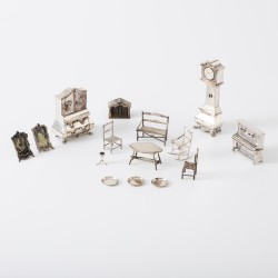 Miniatuur kamer met zilveren miniaturen (19), H. Hooijkaas, Schoonhoven 1973/74