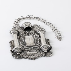 Thoraschild, Europa eind 18e / begin 19e eeuw, zilver