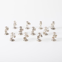 Plaatskaart houders / miniatuur figuren (12), Sammy Sterling, Hongkong 20e eeuw, zilver