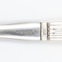 Georg Jensen saladecouvert (2), model Bernadotte, zilver. Ontworpen door Sigvard Bernadotte (1907-2002)