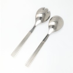 Georg Jensen saladecouvert (2), model Bernadotte, zilver. Ontworpen door Sigvard Bernadotte (1907-2002)