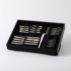 Christofle bestekcassette (111), model Rubans-croises, Parijs 1980-1990, verzilverd