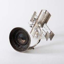 Monumentaal pronkstuk Farman III-vliegtuig, Europa, ca. 1910, zilver