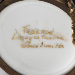 Fabergé "Musical swan Imperial Egg" muziekdoos, Limoges porselein / brons / zilver