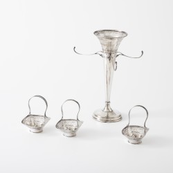 Epergne / tafelmiddenstuk, William Hutton & Sons, Birmingham 1916, zilver