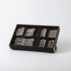 Christofle bestekcassette (125), model Malmaison, Parijs 1980-1990, verzilverd