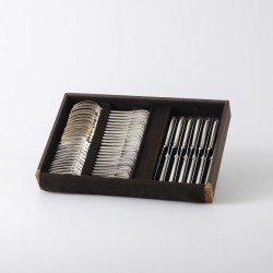 Christofle bestekcassette (125), model Malmaison, Parijs 1980-1990, verzilverd