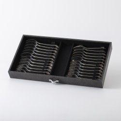 Robbe & Berking bestekcassette (70), model Rosenmuster, Flensburg ca. 2000, zilver