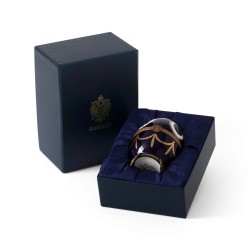 Fabergé "Musical swan Imperial Egg" muziekdoos, Limoges porselein / brons / zilver
