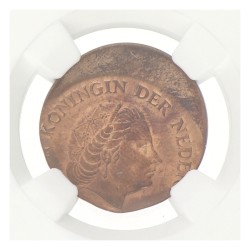 5 Cent. Juliana. mint error-struck 20% off center. 1980. MS 64 Rb.