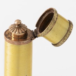 Fabergé, parfum flacon door Henrik Wigström, Sint-Petersburg ca. 1900, goud