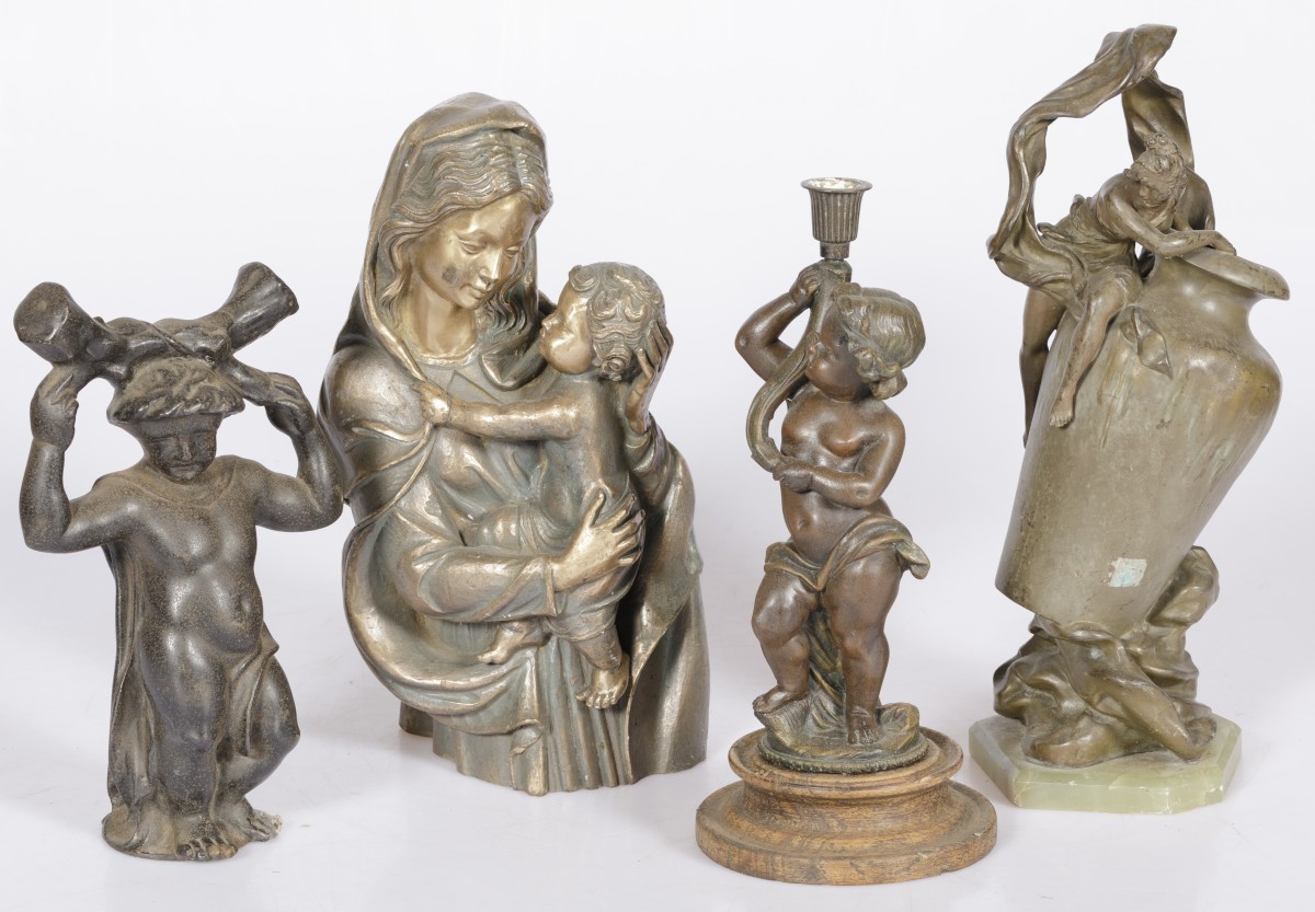 Een lot van (4) diverse bronzen en ZAMAK figuren. 20e eeuw,