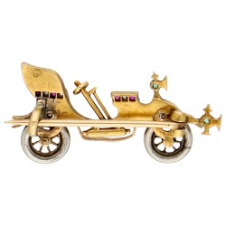 14K gouden broche van een antieke auto