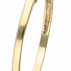 Geelgouden rijring bezet met ca. 0.15 ct. diamant en natuurlijke smaragd - 14 kt.