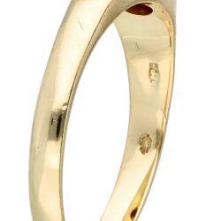 14 kt. Geelgouden solitair ring bezet met ca. 0.06 ct. diamant.