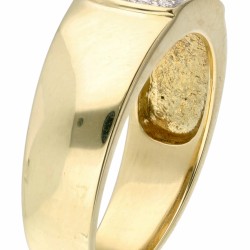 14 kt. Geelgouden bandring bezet met ca. 0.10 ct. diamant en witte opaal.