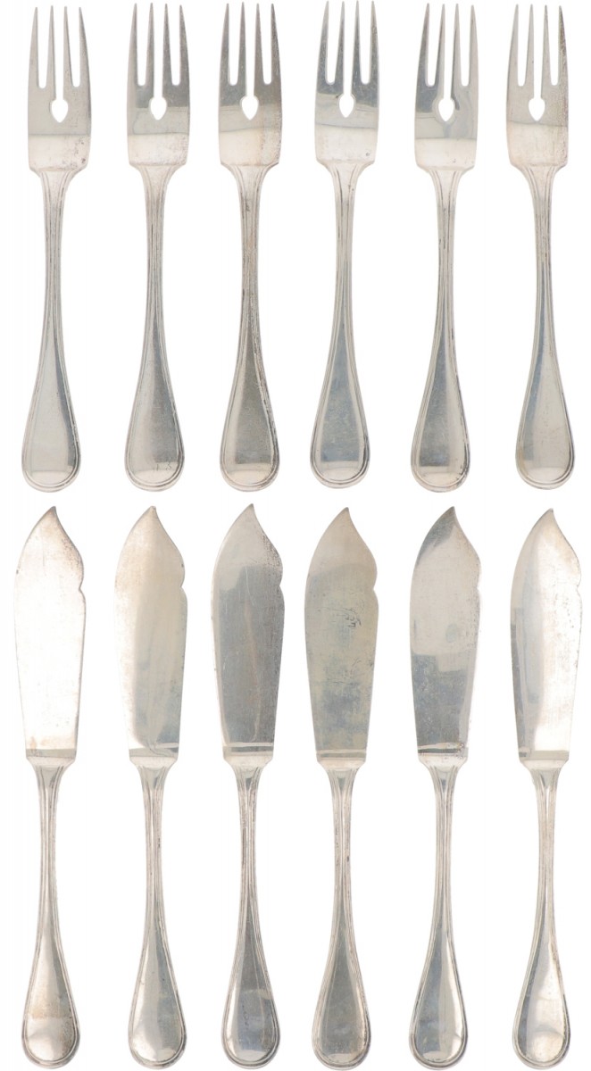 (12) delige set visbestek zilver.
