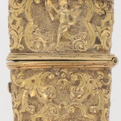 Necessaire-etui verguld