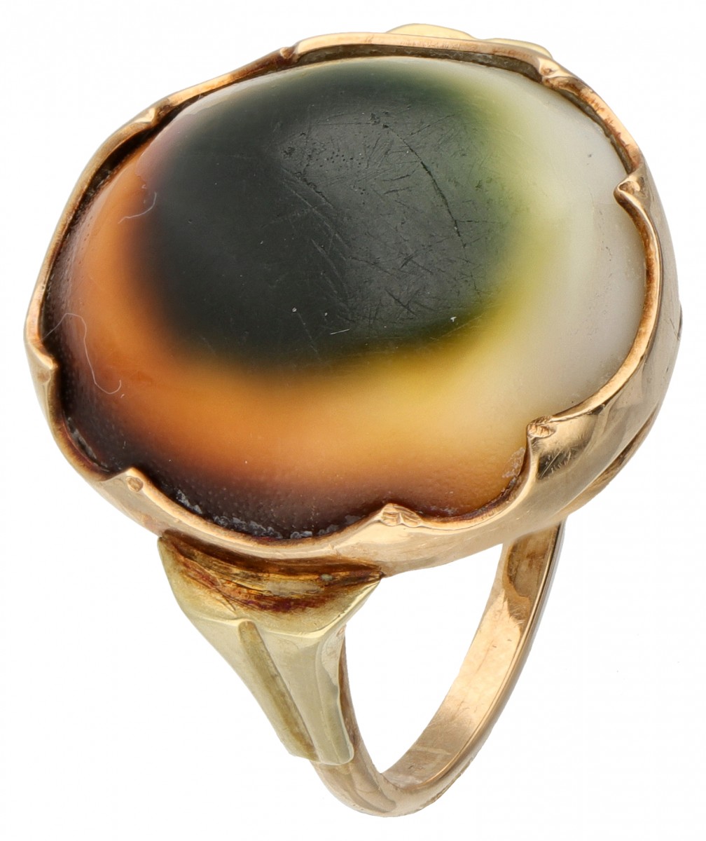 Geelgouden vintage solitair ring bezet een operculum schelp - 14 kt.