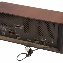 Een Philips buisradio, model: B5X62A /00 /01, Holland, 20e eeuw.