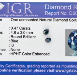 Lot van twee natuurlijke blauwe diamanten van 0.47 ct. (IGR-gecertificeerd) en ca. 0.32 ct.