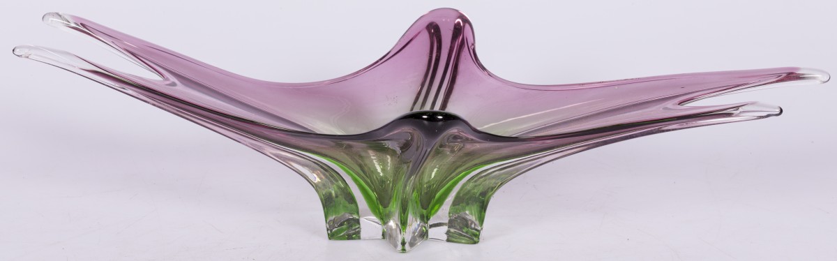 Een gekleurd glazen splash ('plons') schaal, Murano-stijl, Italië, mid. 20e eeuw.