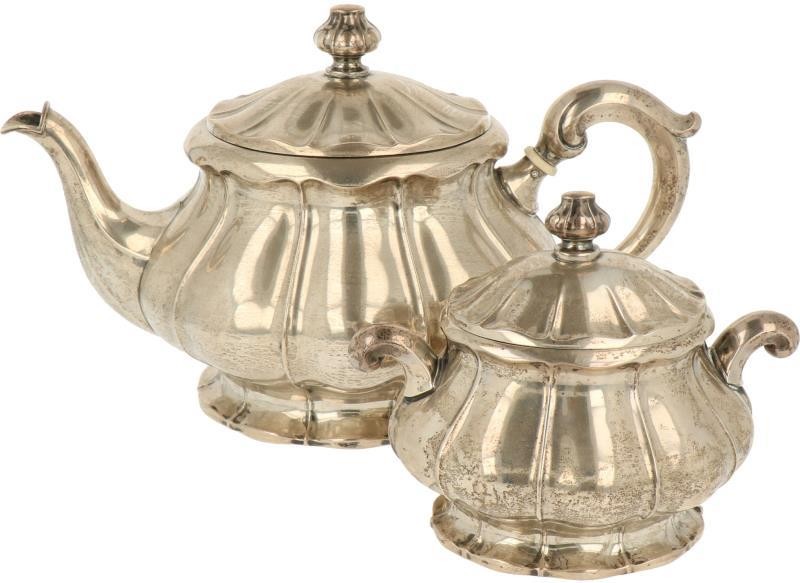 (2) delige set theepot & suikerpot zilver.