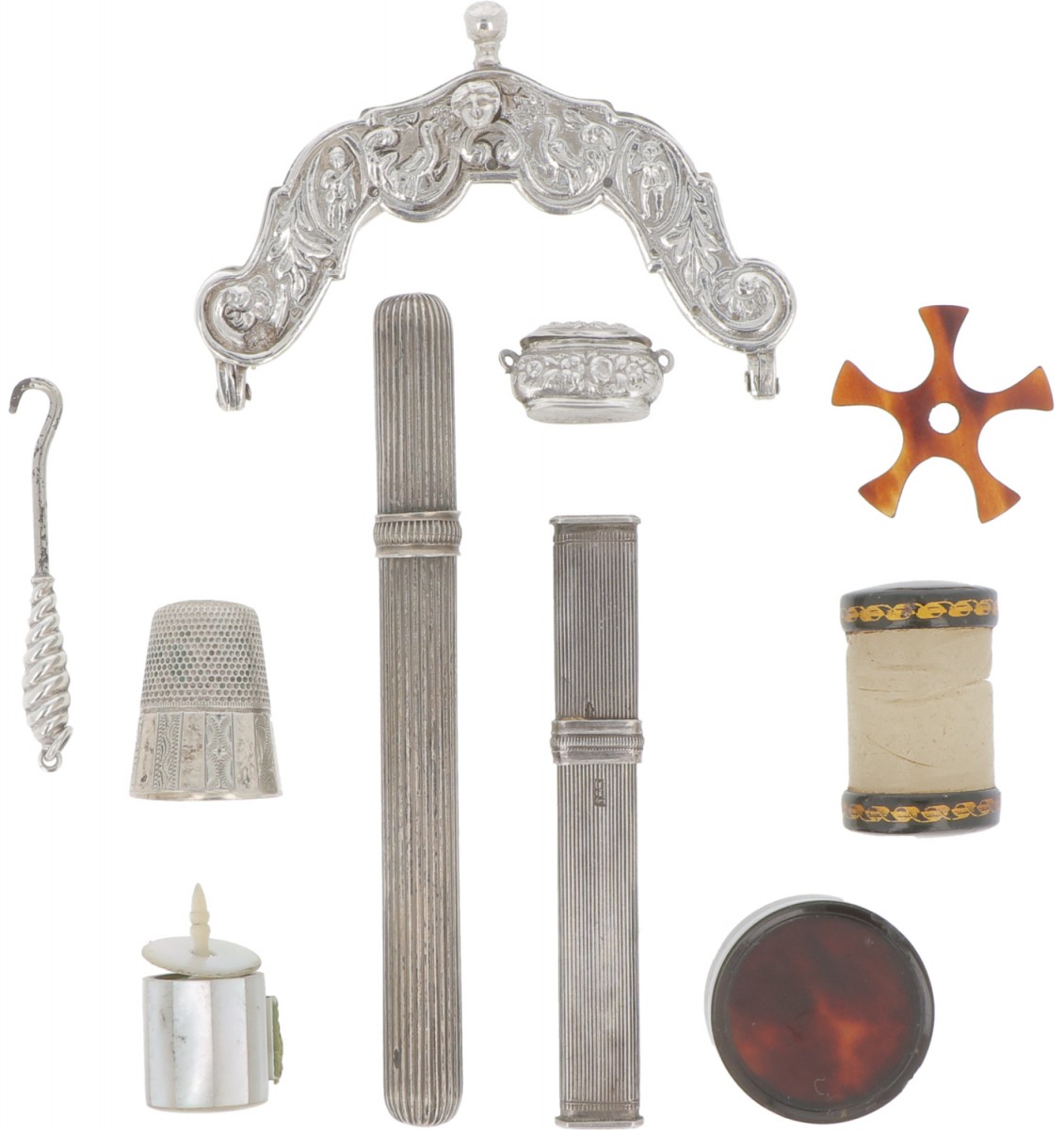 (10) Delig lot diversen zilver.