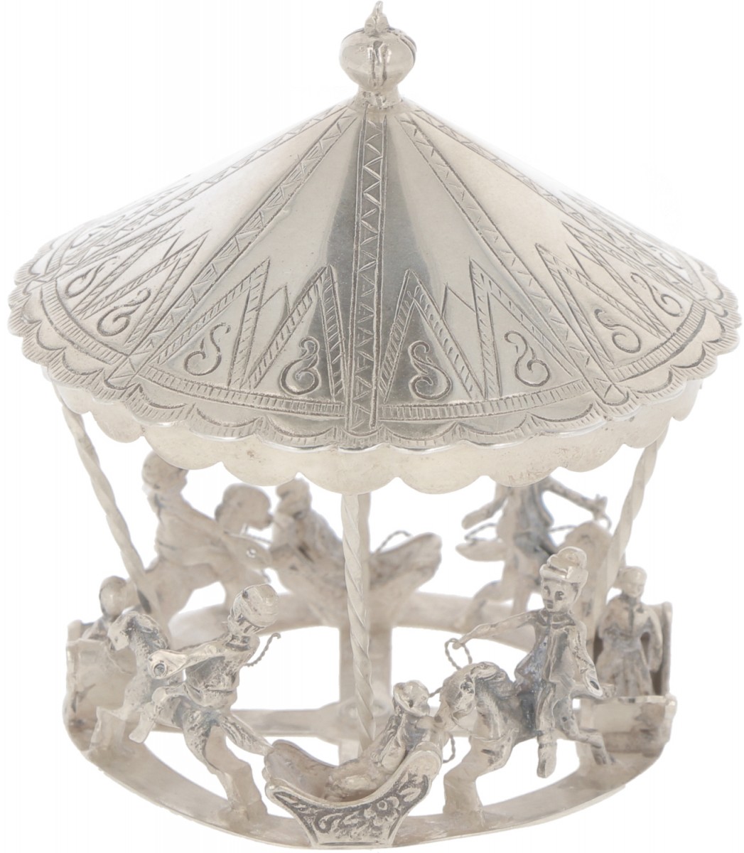 Miniatuur draaimolen zilver.