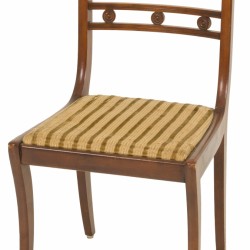 Een set van (4) Regency-stijl mahoniehouten eetkamerstoelen, 20e eeuw.