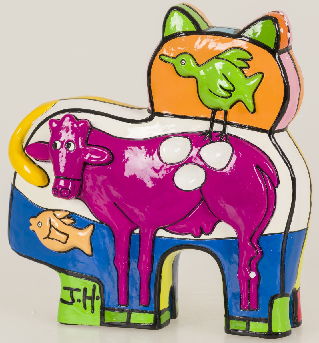 Joop Hansen, Een vormstuk van een kat en diverse dieren, polychroom geglazuurd.