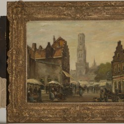 Gerard Wiegman (Rotterdam 1875 - 1994 Schiedam) - Een markt op een stadsplein met de Belfort van Brugge.