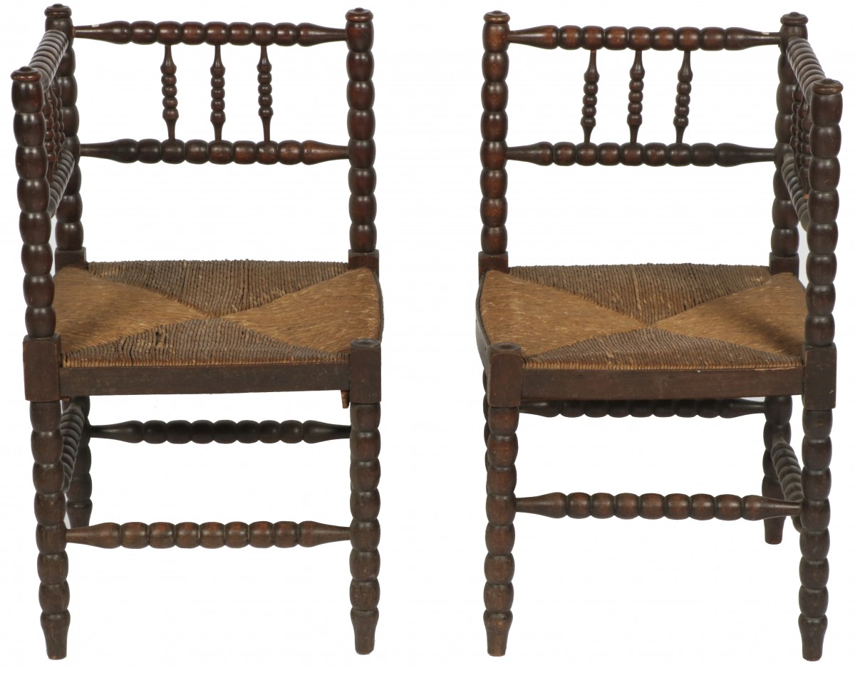 Een set van (2) hoekstoeltjes, Holland, ca. 1900.