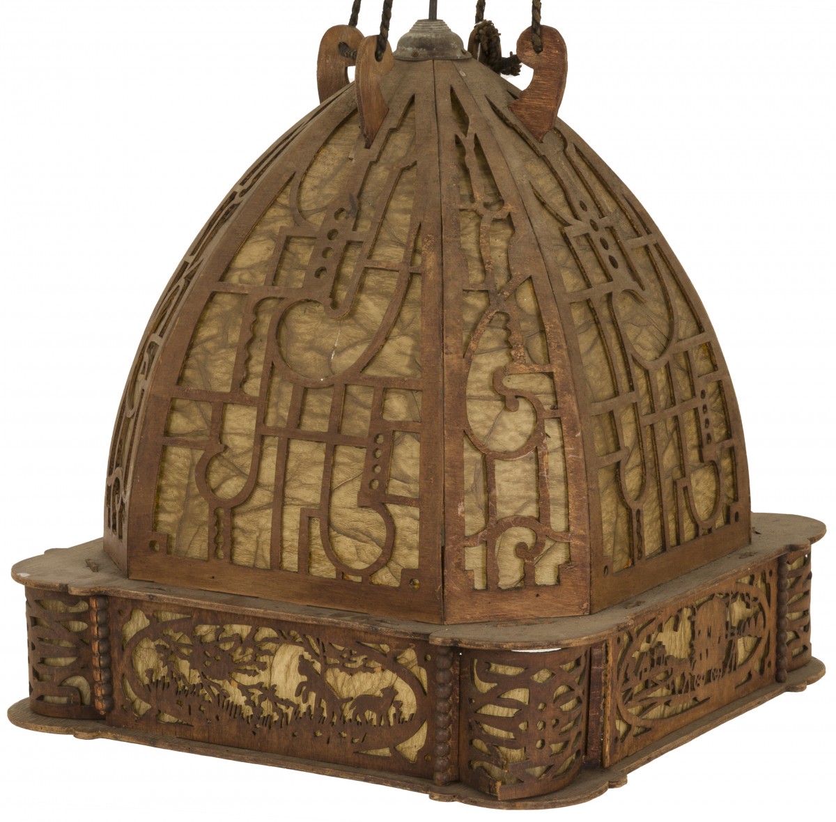 Een Amsterdamse School-stijl hanglamp, Holland, 20e eeuw.