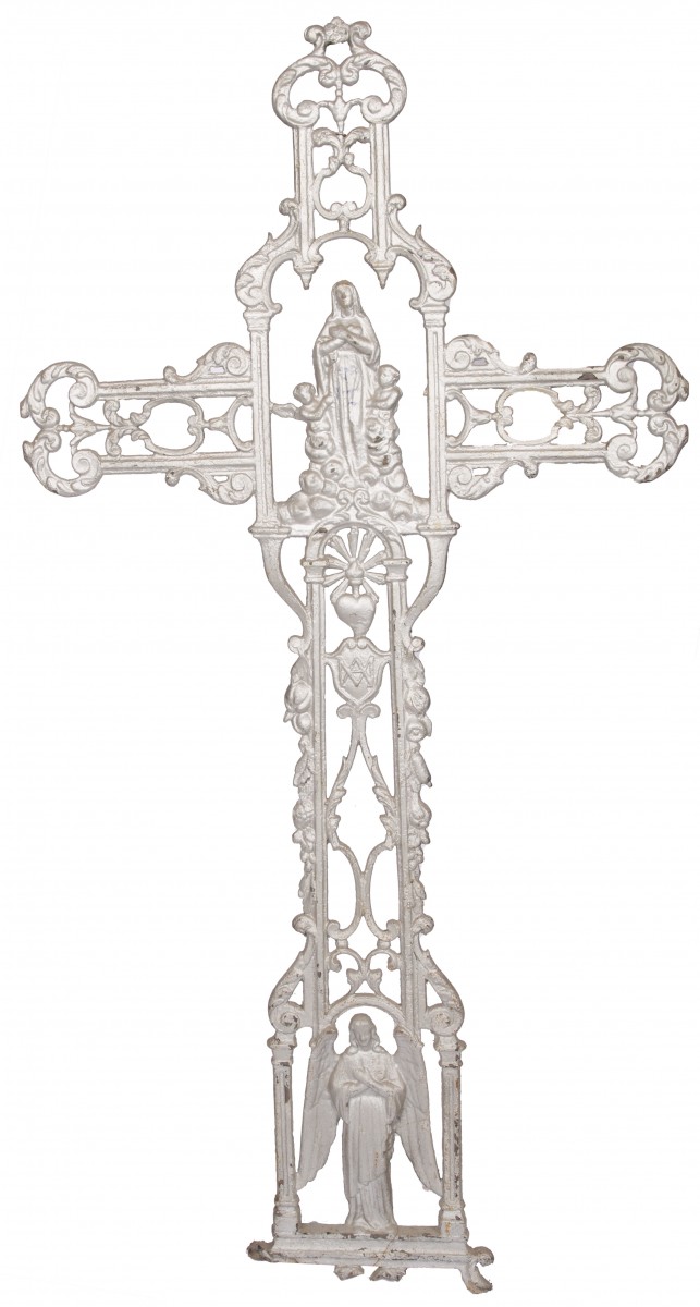 Een gietijzeren crucifix, België, ca. 1900.