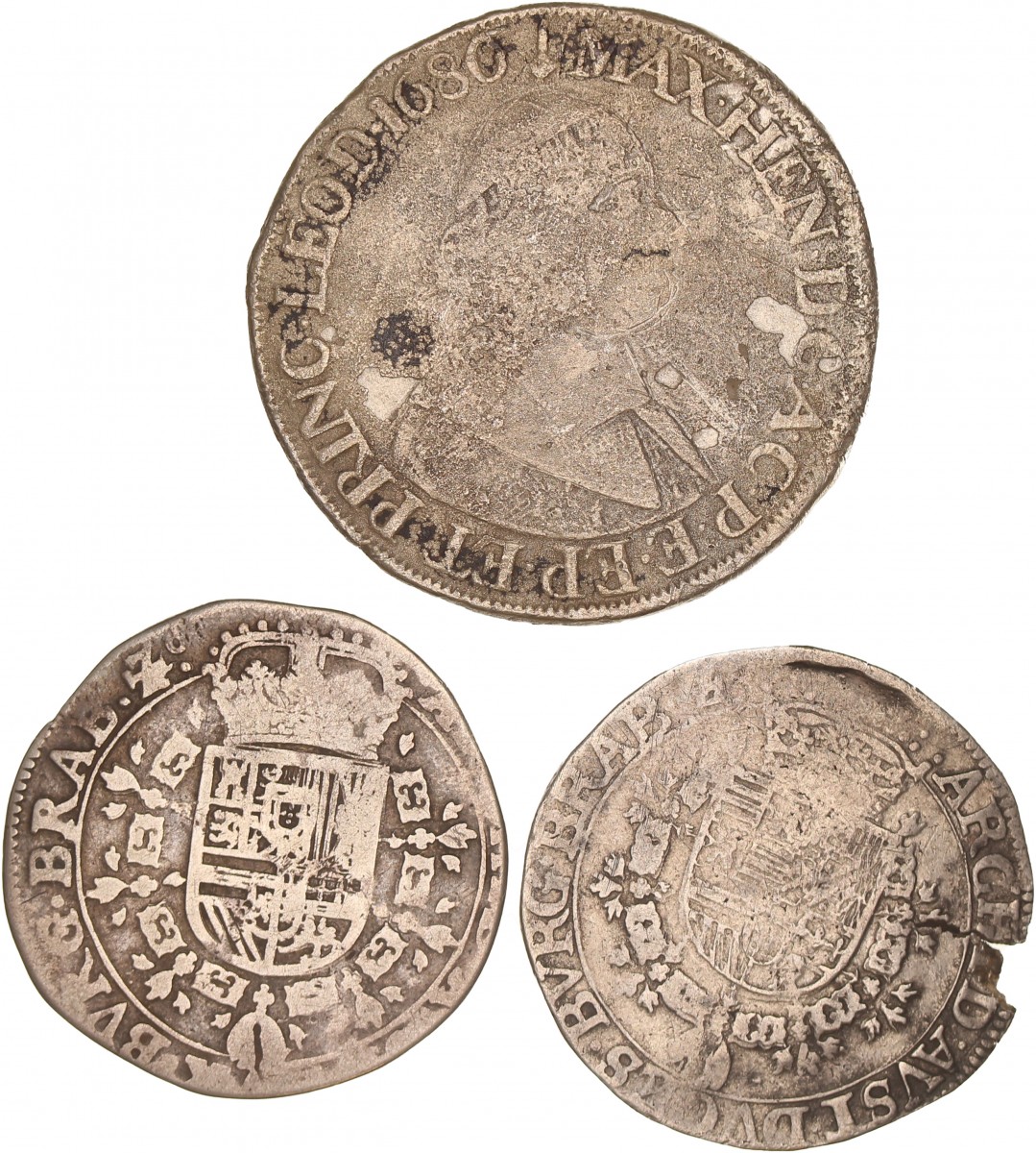 Lot (3) Halve patagon (x 2) en Dukaton (x 1) (Luik). 17e eeuw. Gemiddeld Fraai.
