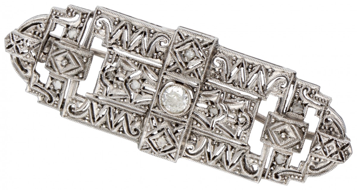 Zilveren ajour / opengewerkte art deco broche bezet met ca. 0.20 ct. diamant - 925/1000.
