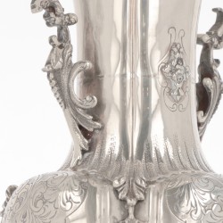 Pronkvaas zilver.