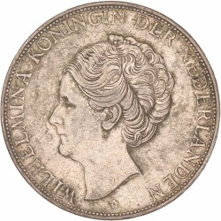 2½ Gulden. Wilhelmina. 1932 Grofhaar. Zeer Fraai.