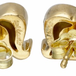 18 kt. Geelgouden C'est Laudier oorbellen in de vorm van een olifant.