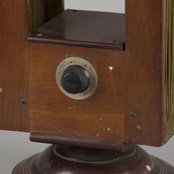 Een radio-antenne, België, 1e helft 20e eeuw.