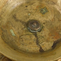 Een bronzen tazza met decor in hoog reliëf, Frankrijk(?), ca. 1900.